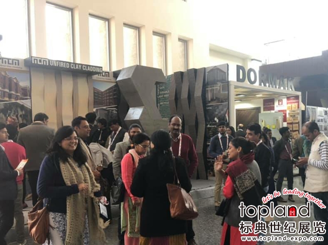 兩年一屆的印度齋普爾國(guó)際石材展覽會(huì)INDIA STONEMART是印度石材行業(yè)知名專業(yè)展會(huì)，其主辦方為CDOS(印度石材發(fā)展中心)和FICCI(印度工商聯(lián)和會(huì))，將于2022年11月10-13日在印度齋普爾展覽中心舉辦。